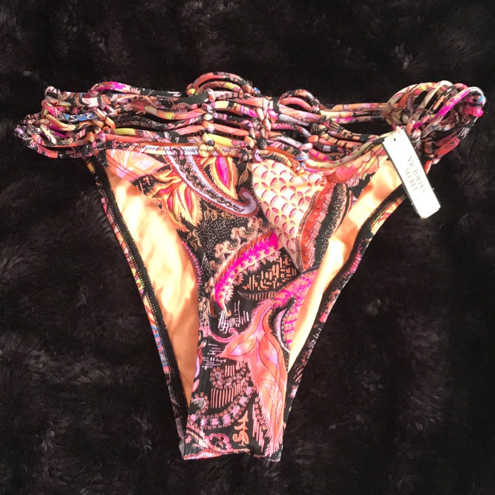 VS bottoms ACCEPTING BASICALLY ALL BUNDLE OFFERS